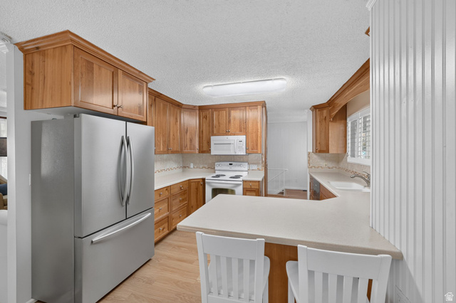 3298 Cherokee Lane Provo, UT 84604 - Photo 8 of 44 Gallery Image 8