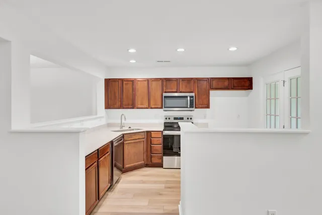 $260,000 | 1402 Poplar Grove Place, Summerville, SC 29483