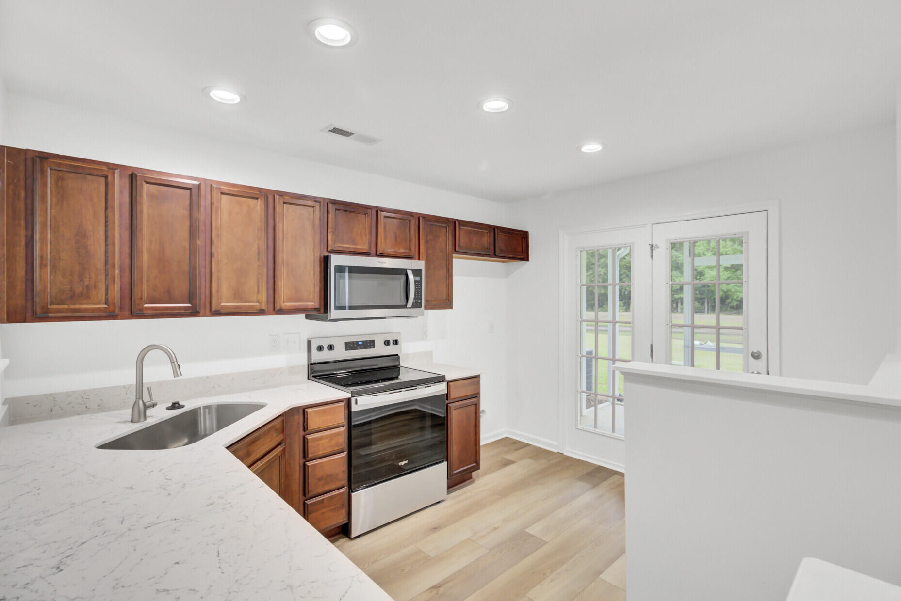 1402 Poplar Grove Place Summerville, SC 29483 - Photo 9 of 42 14_14_mls