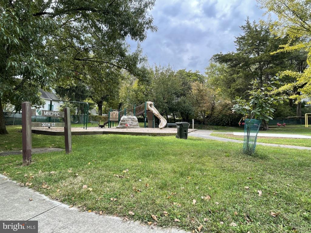 4214 30th Street Mount Rainier, MD 20712 - Photo 17 of 21