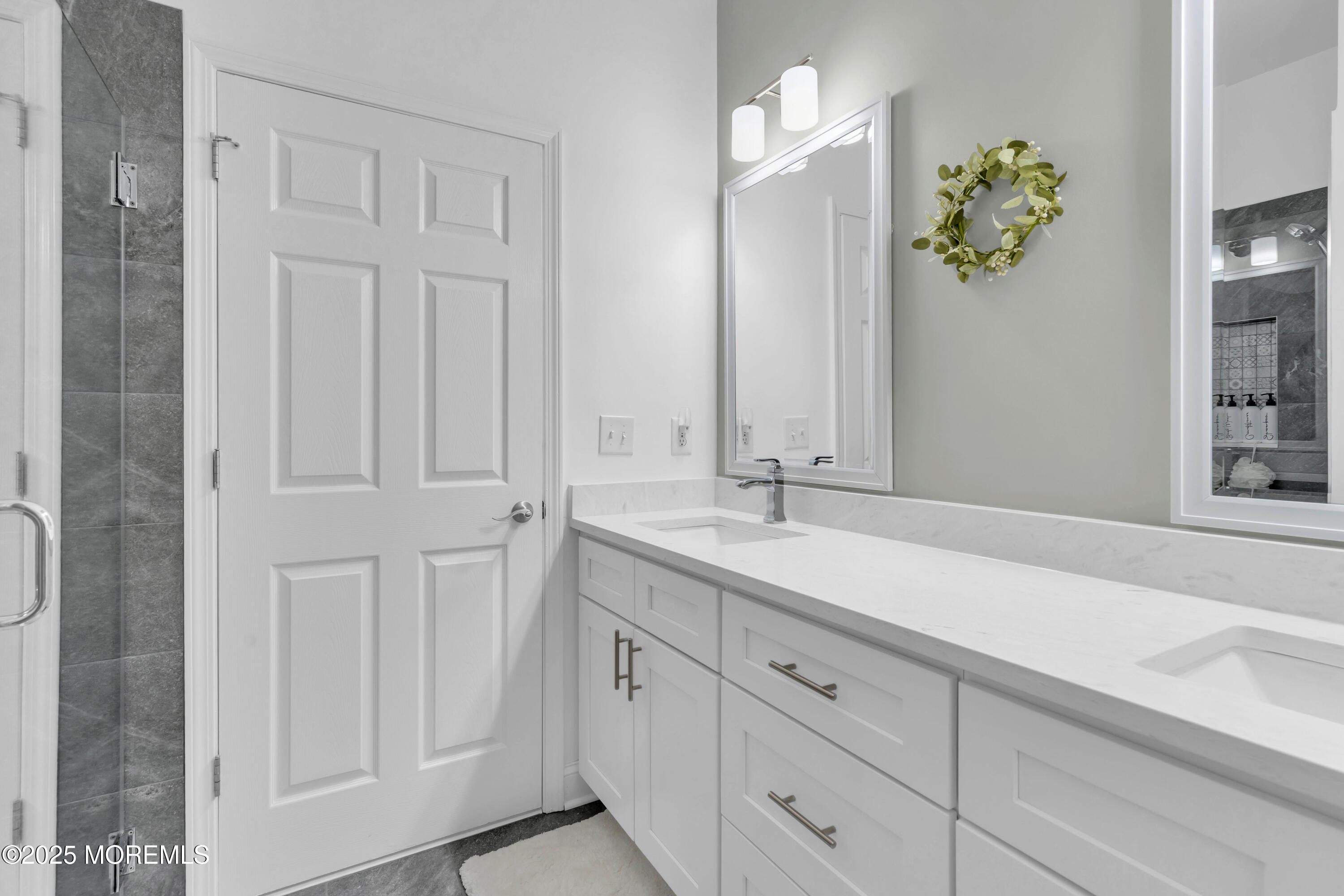 27 Molly Lane Brick, NJ 08723 - Photo 19 of 27 019_dsc06257_896