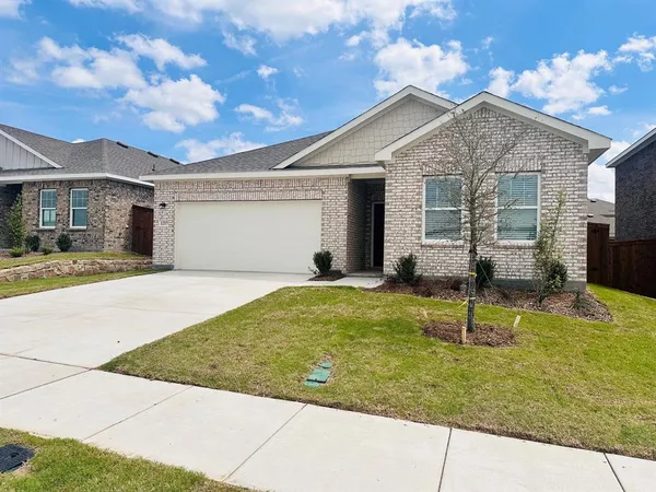$2,250 | 1217 Herring Drive, Forney, TX 75126