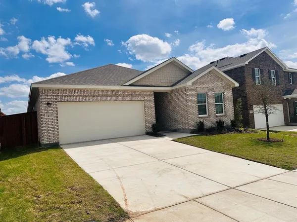 $2,250 | 1217 Herring Drive, Forney, TX 75126