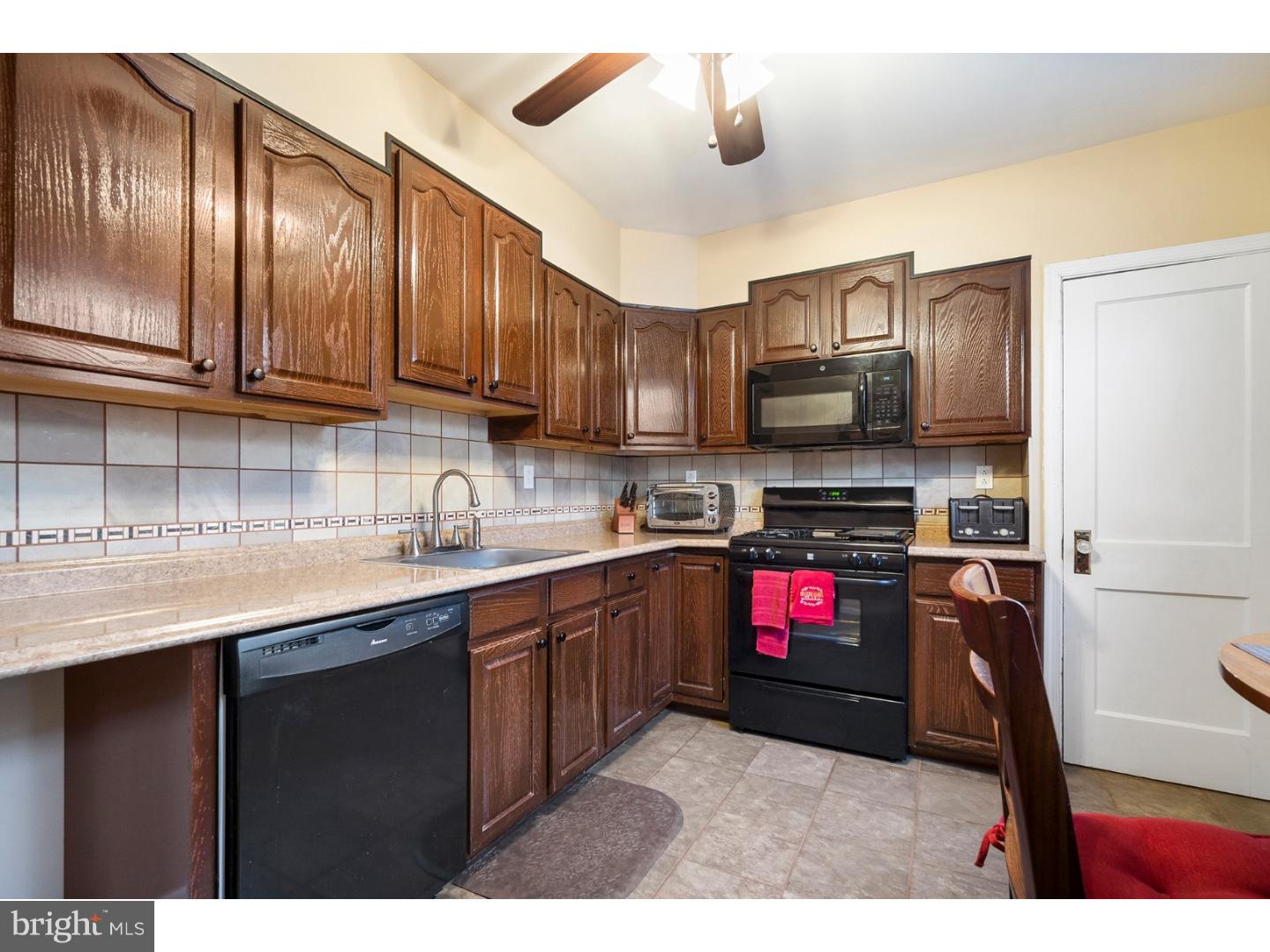 1829 Ashley Road Philadelphia, PA 19126 - Photo 11 of 25 Gallery Image 11