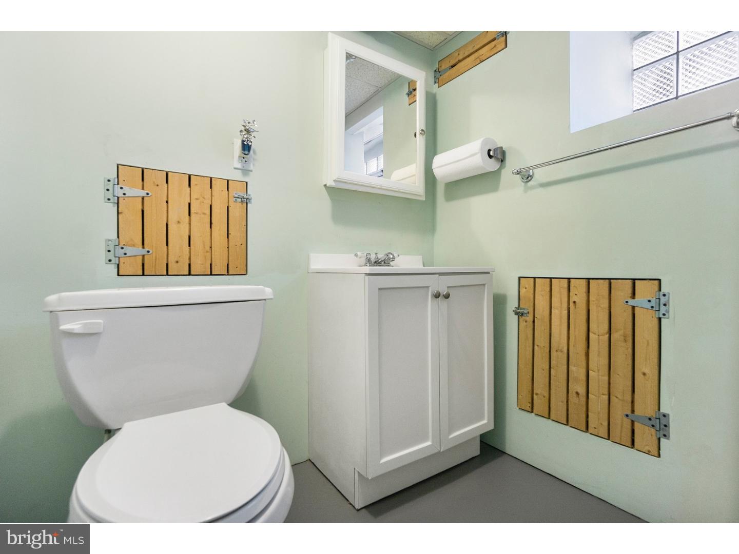 1829 Ashley Road Philadelphia, PA 19126 - Photo 13 of 25 Gallery Image 13