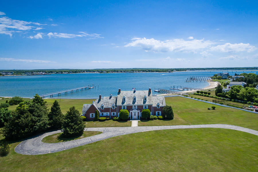 42 Robinwood Road Buzzards Bay, MA 02532 - Photo 35 of 39 a view of a city