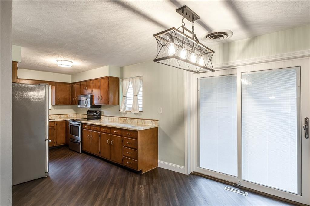 3856 Rocky Point Road Springfield, OH 45502 - Photo 6 of 22 Gallery Image 6