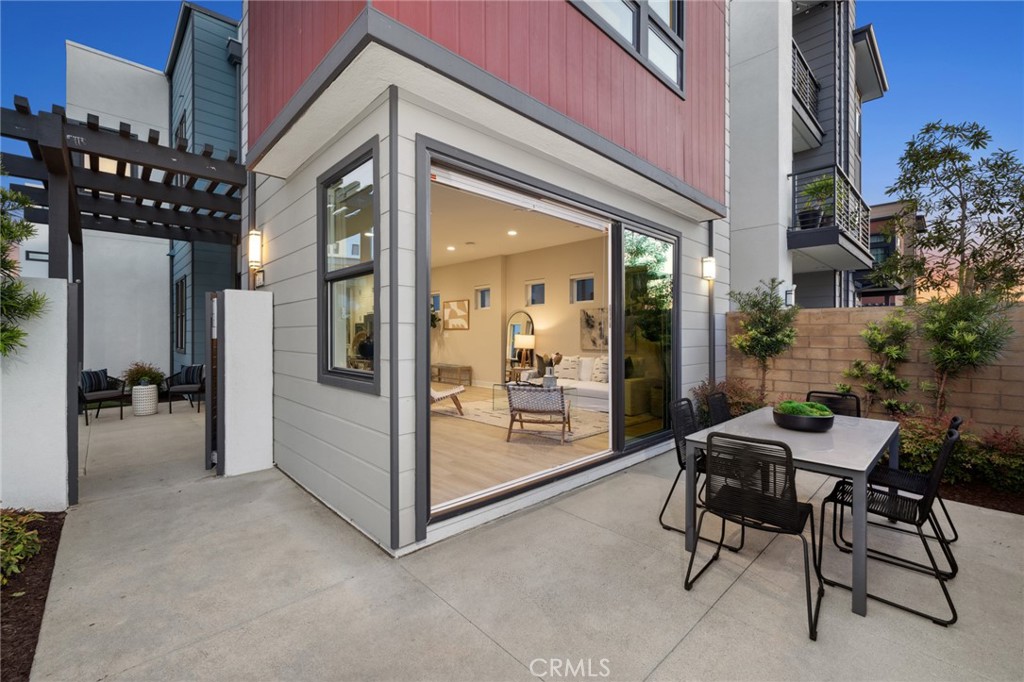 352 Novel Irvine, CA 92618 - Photo 5 of 75 a view of a lobby with furniture and entryway