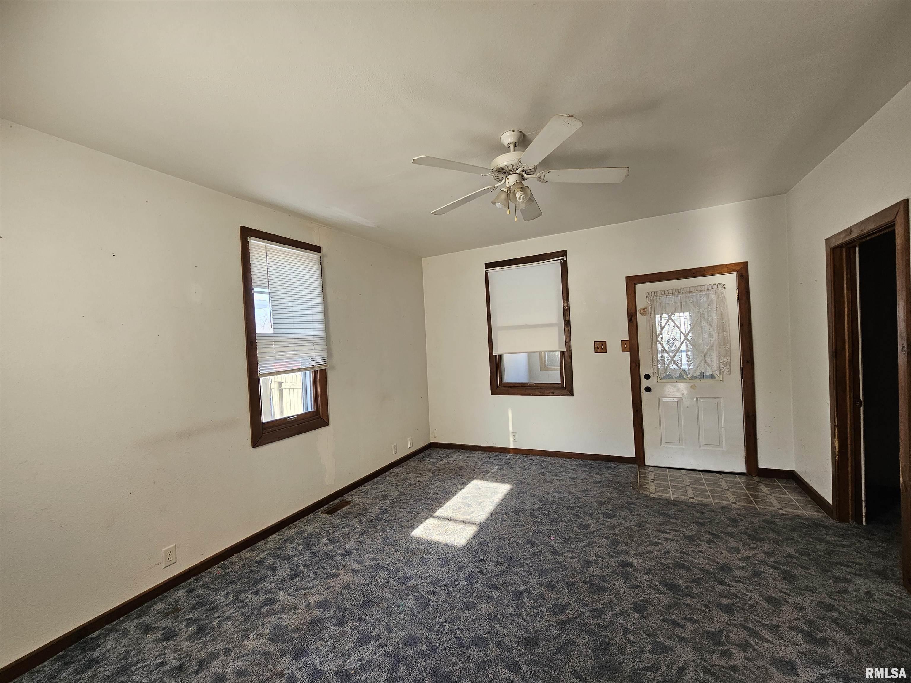 318 Catherine Street Pekin, IL 61554 - Photo 14 of 37