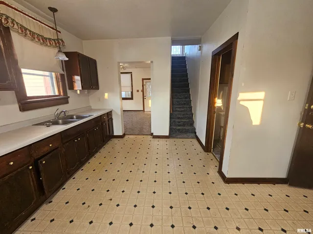 $97,000 | 318 Catherine Street, Pekin, IL 61554