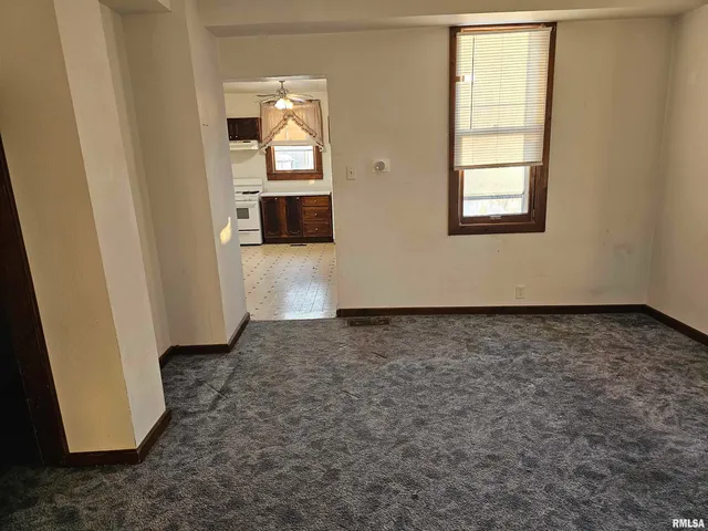 $97,000 | 318 Catherine Street, Pekin, IL 61554