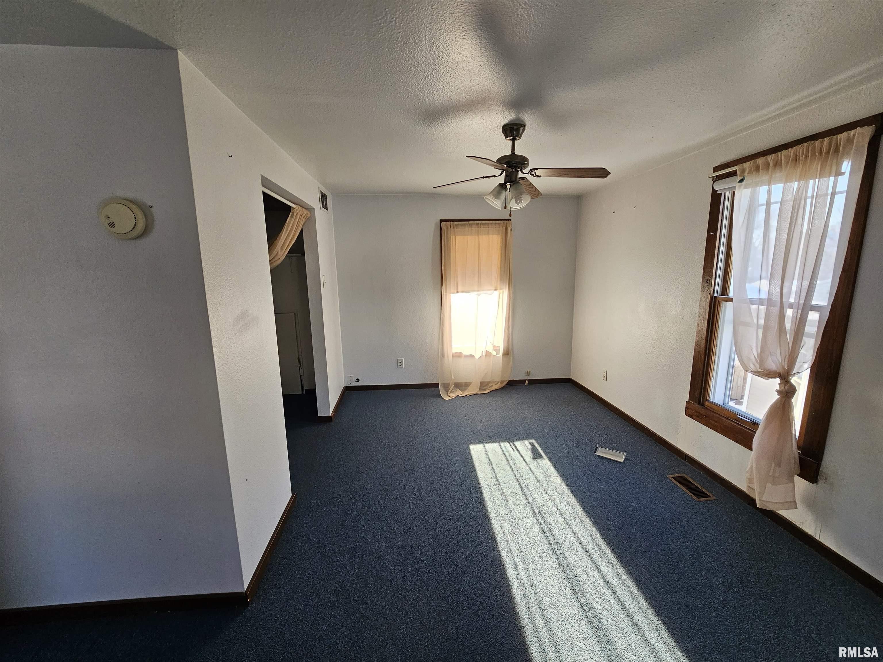 318 Catherine Street Pekin, IL 61554 - Photo 25 of 37