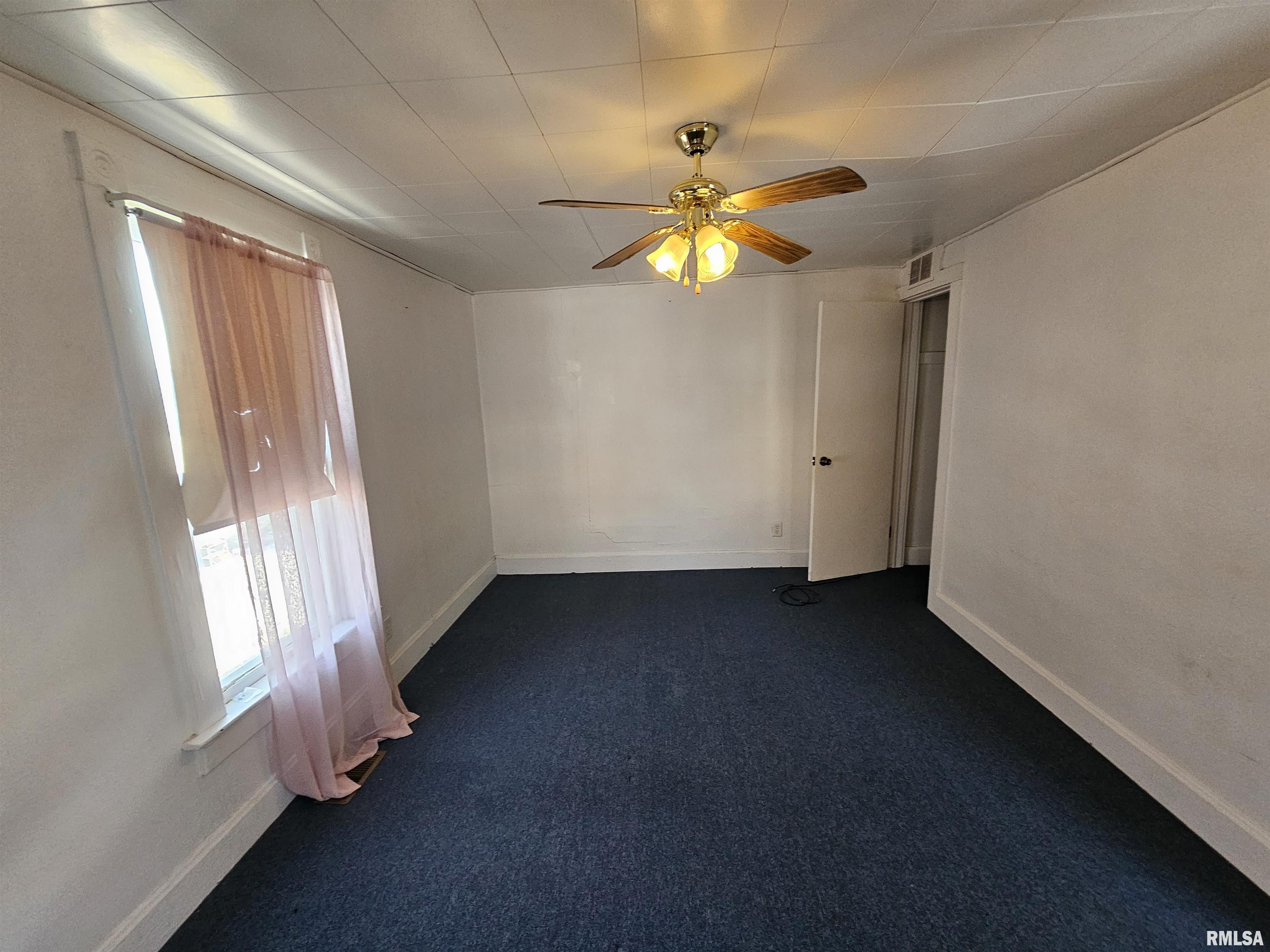 318 Catherine Street Pekin, IL 61554 - Photo 26 of 37