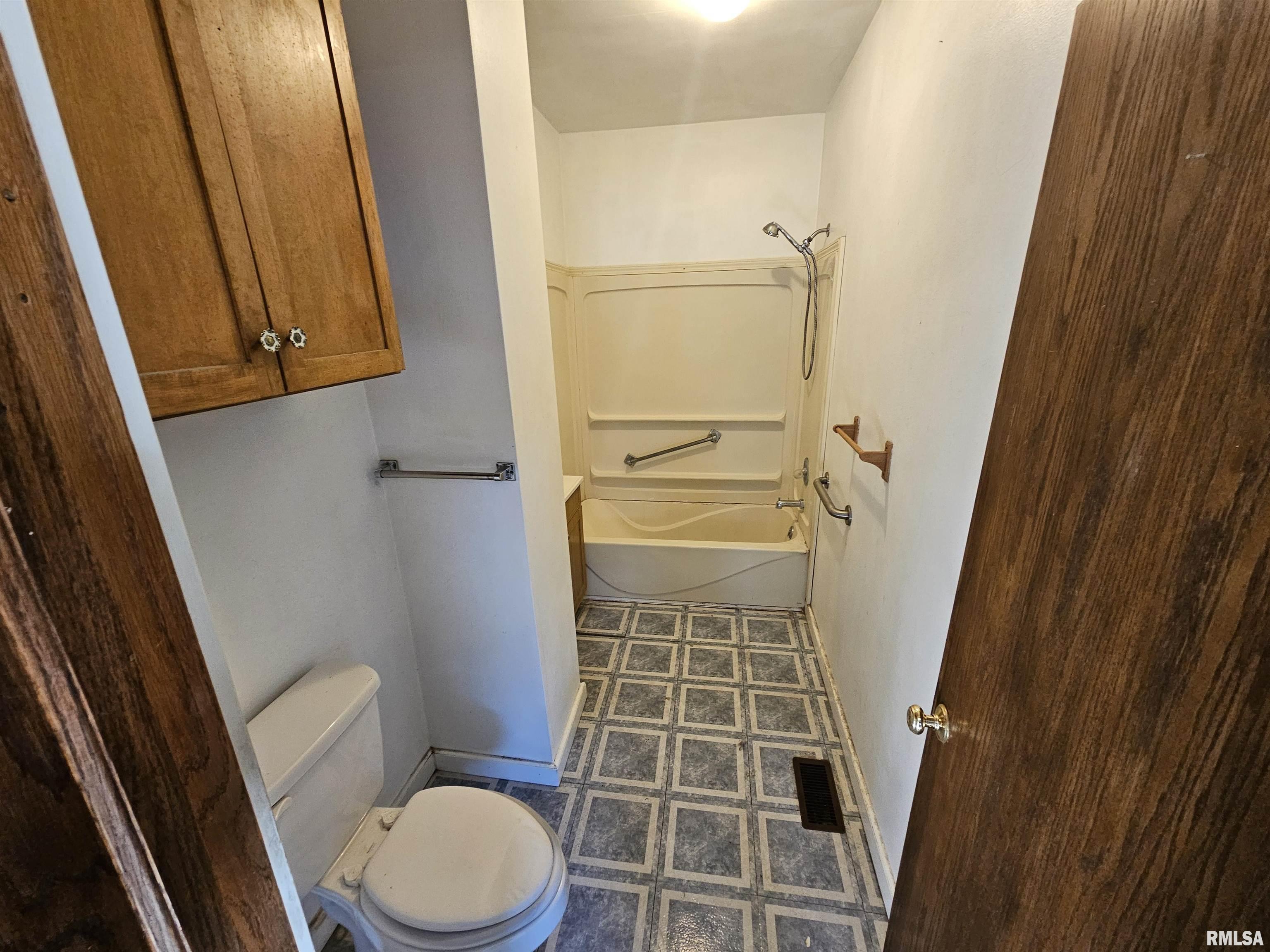 318 Catherine Street Pekin, IL 61554 - Photo 33 of 37