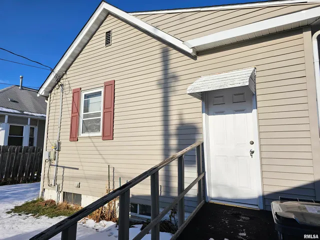 $97,000 | 318 Catherine Street, Pekin, IL 61554