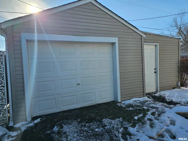 $97,000 | 318 Catherine Street, Pekin, IL 61554