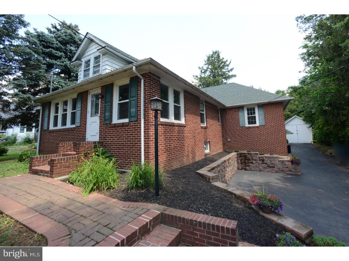 115 East Pothouse Road Phoenixville, PA 19460 - Photo 3 of 25 Gallery Image 3