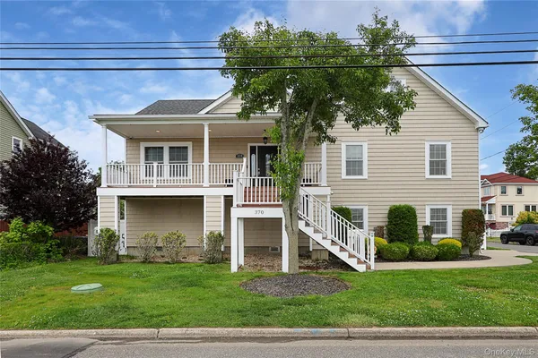 $799,999 | 370 Rider Avenue, Patchogue, NY 11772