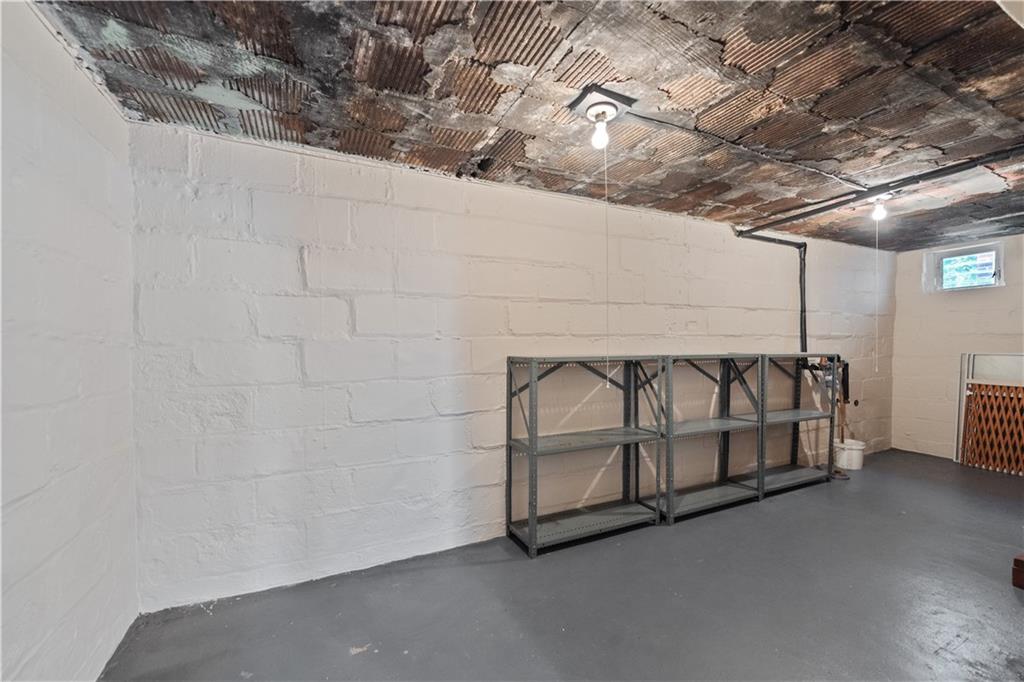 3418 Middletown Road Pittsburgh, PA 15204 - Photo 26 of 38 Gallery Image 26
