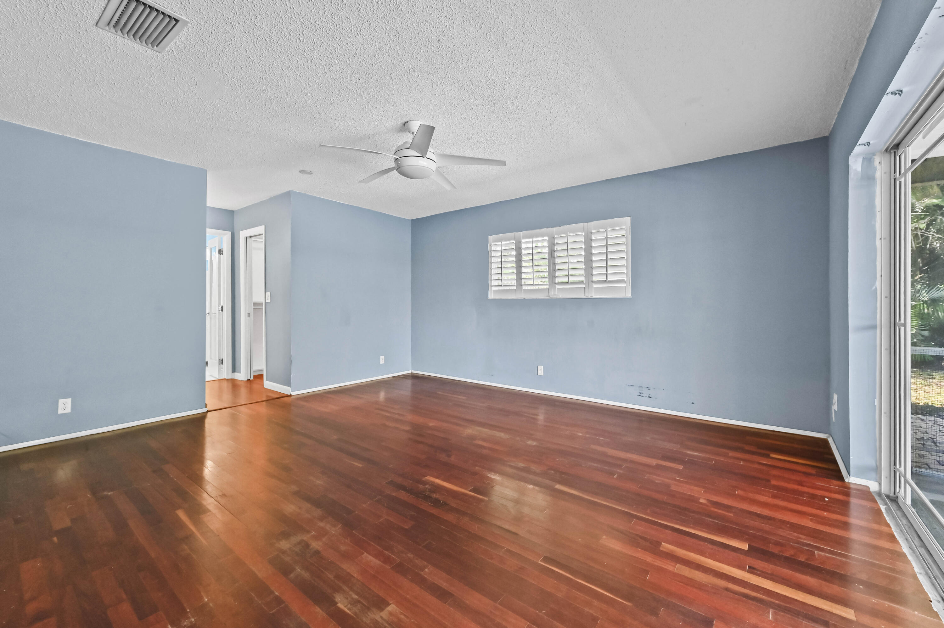2009 Southwest 36th Avenue Delray Beach, FL 33445 - Photo 26 of 38 24 Bedroom 01