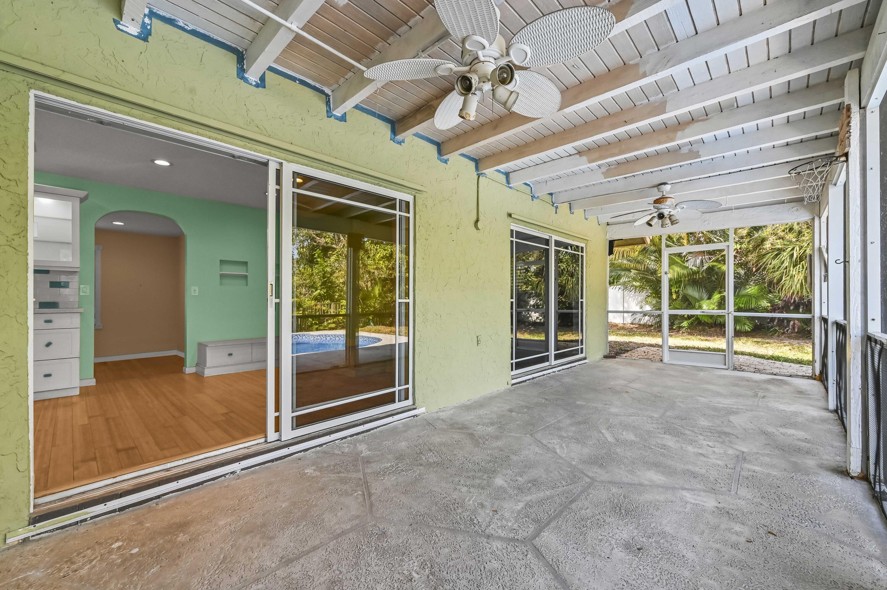 2009 Southwest 36th Avenue Delray Beach, FL 33445 - Photo 34 of 38 32 Patio 02