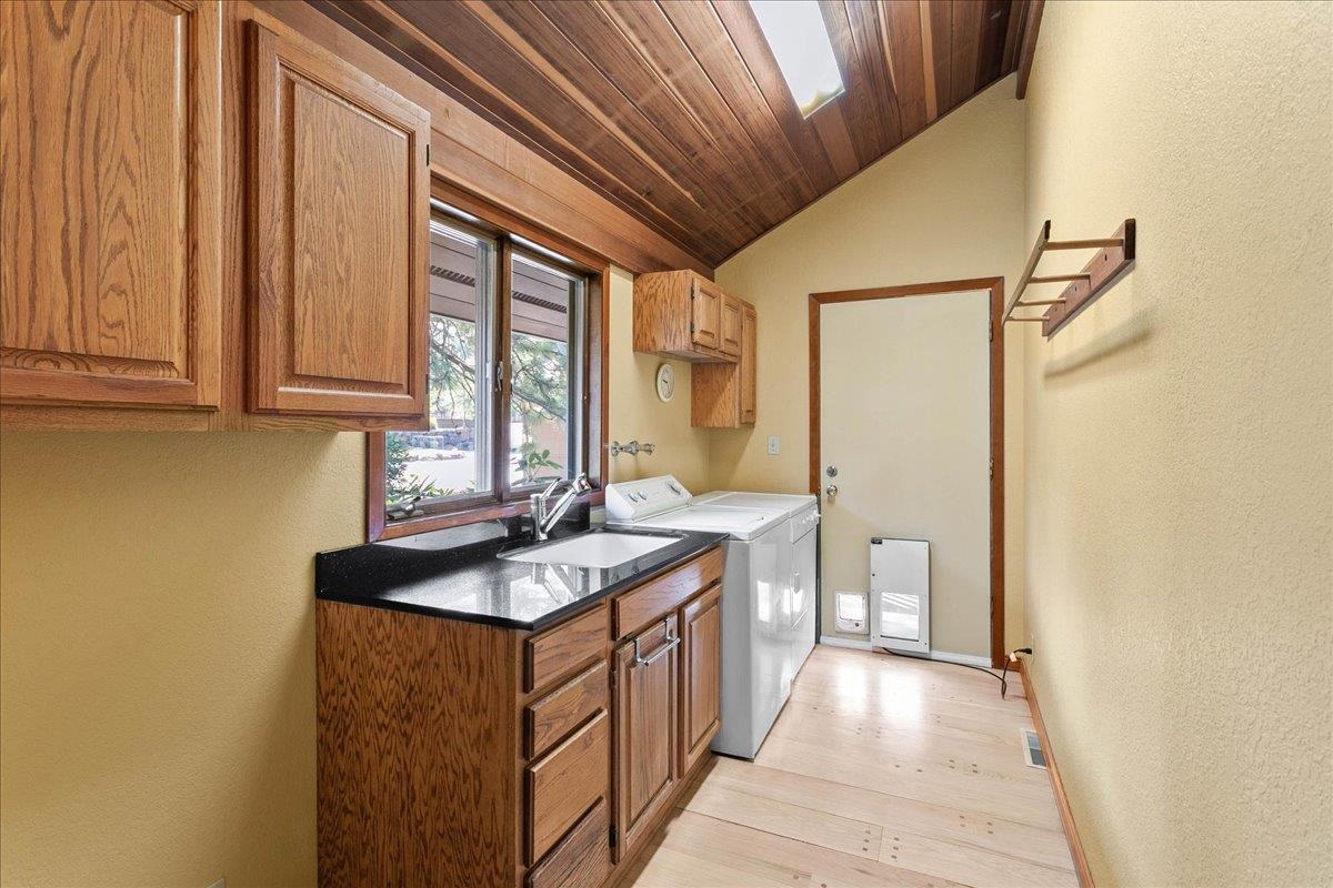 13005 West Shore Road Nine Mile Falls, WA 99026 - Photo 14 of 47 Gallery Image 14