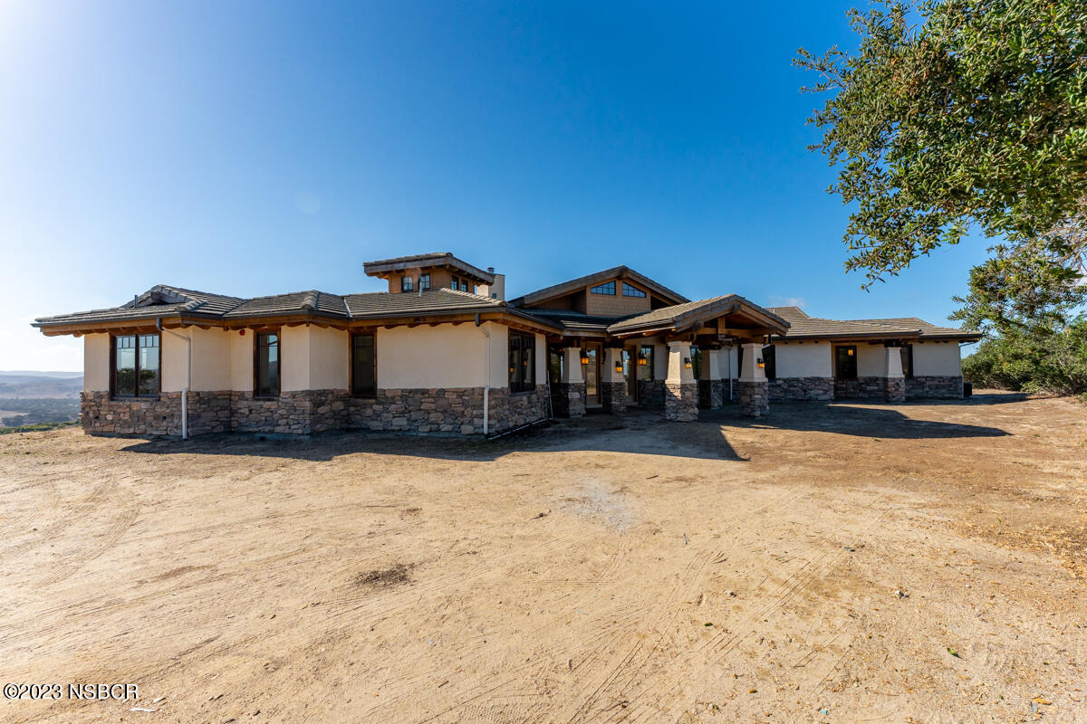 3300 Catalina Road Lompoc, CA 93436 - Photo 12 of 61 _ROY1210-HDR (1)
