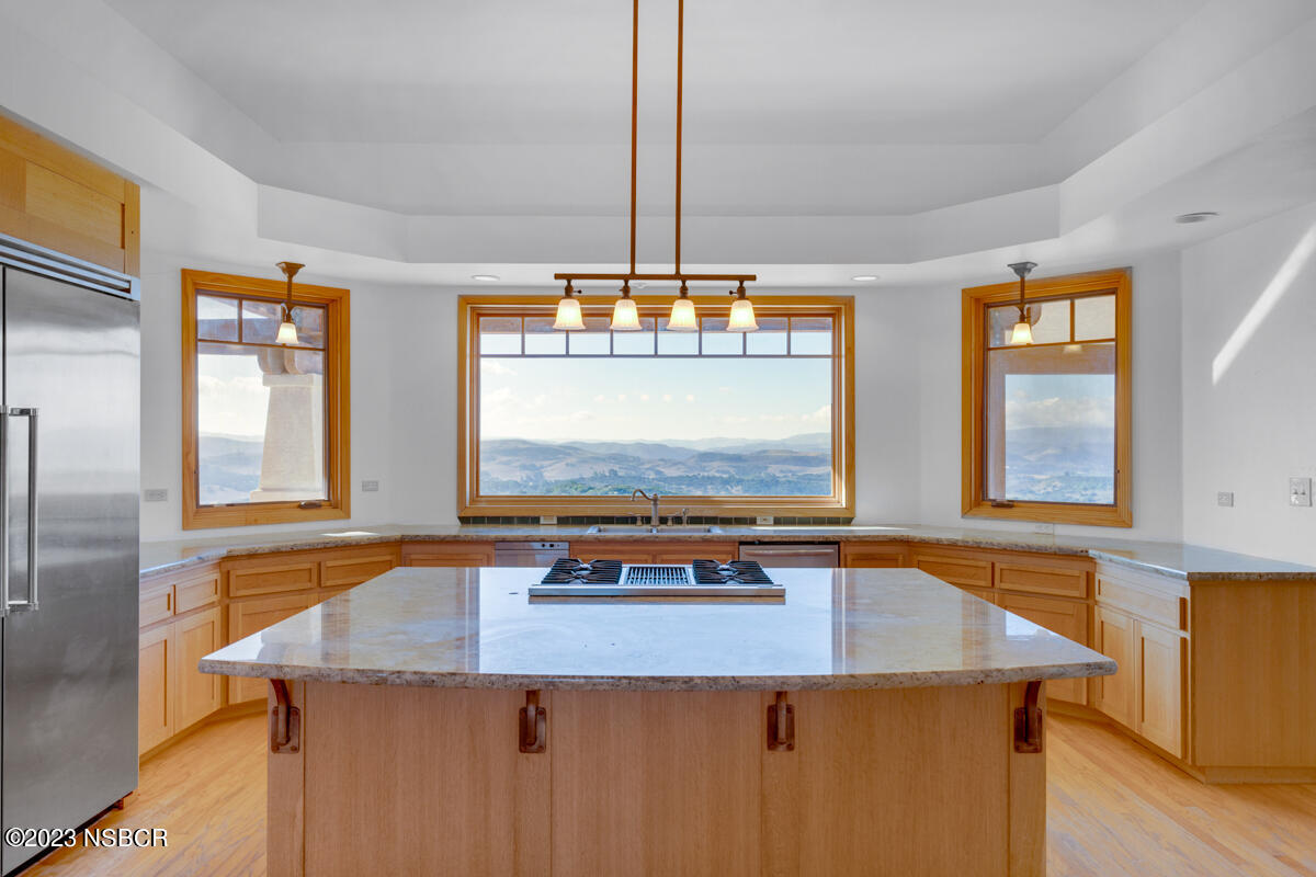 3300 Catalina Road Lompoc, CA 93436 - Photo 29 of 61 _roy1085-_roy1089