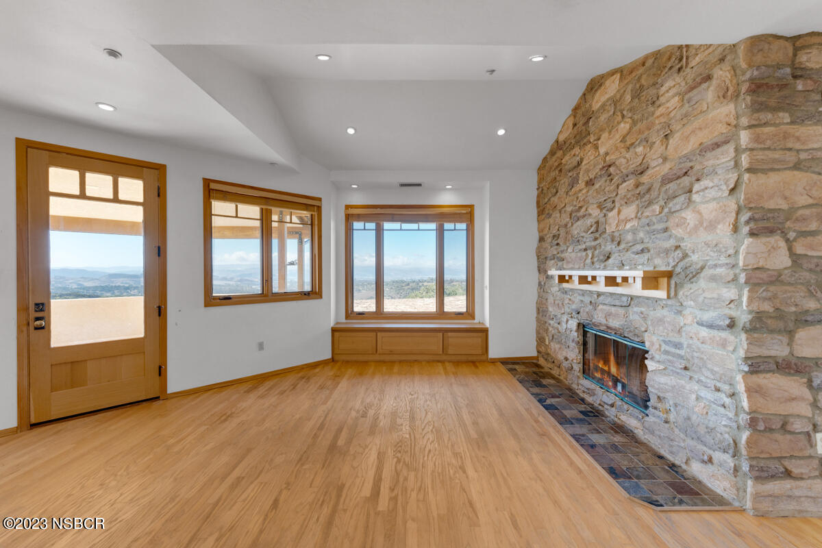 3300 Catalina Road Lompoc, CA 93436 - Photo 33 of 61 _roy1060-_roy1064