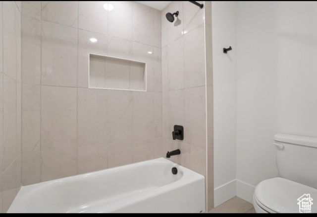 599 North Heritage Street, Unit 6 Mapleton, UT 84664 - Photo 26 of 37 Bathroom featuring toilet and tiled shower / bath