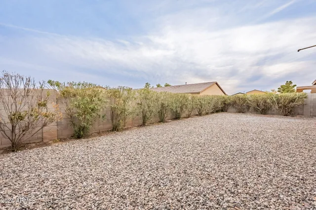 $1,700 | 701 West Shannons Way, Coolidge, AZ 85128