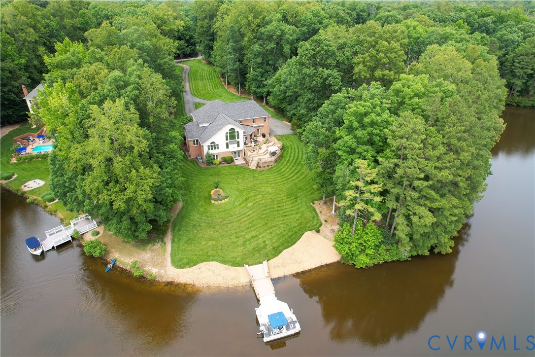 8911 Whistling Swan Road Chesterfield, VA 23838 - Photo 3 of 62
