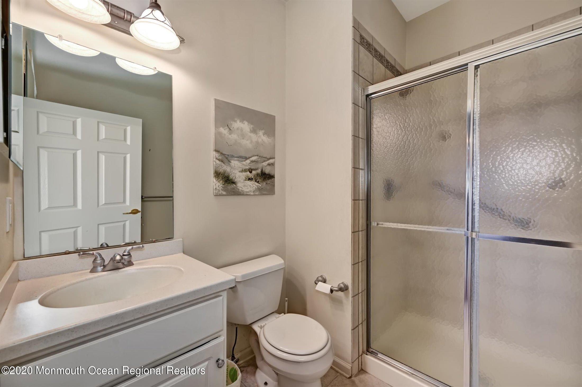 9 Pine Valley Road Jackson, NJ 08527 - Photo 22 of 45 22-Full Bath