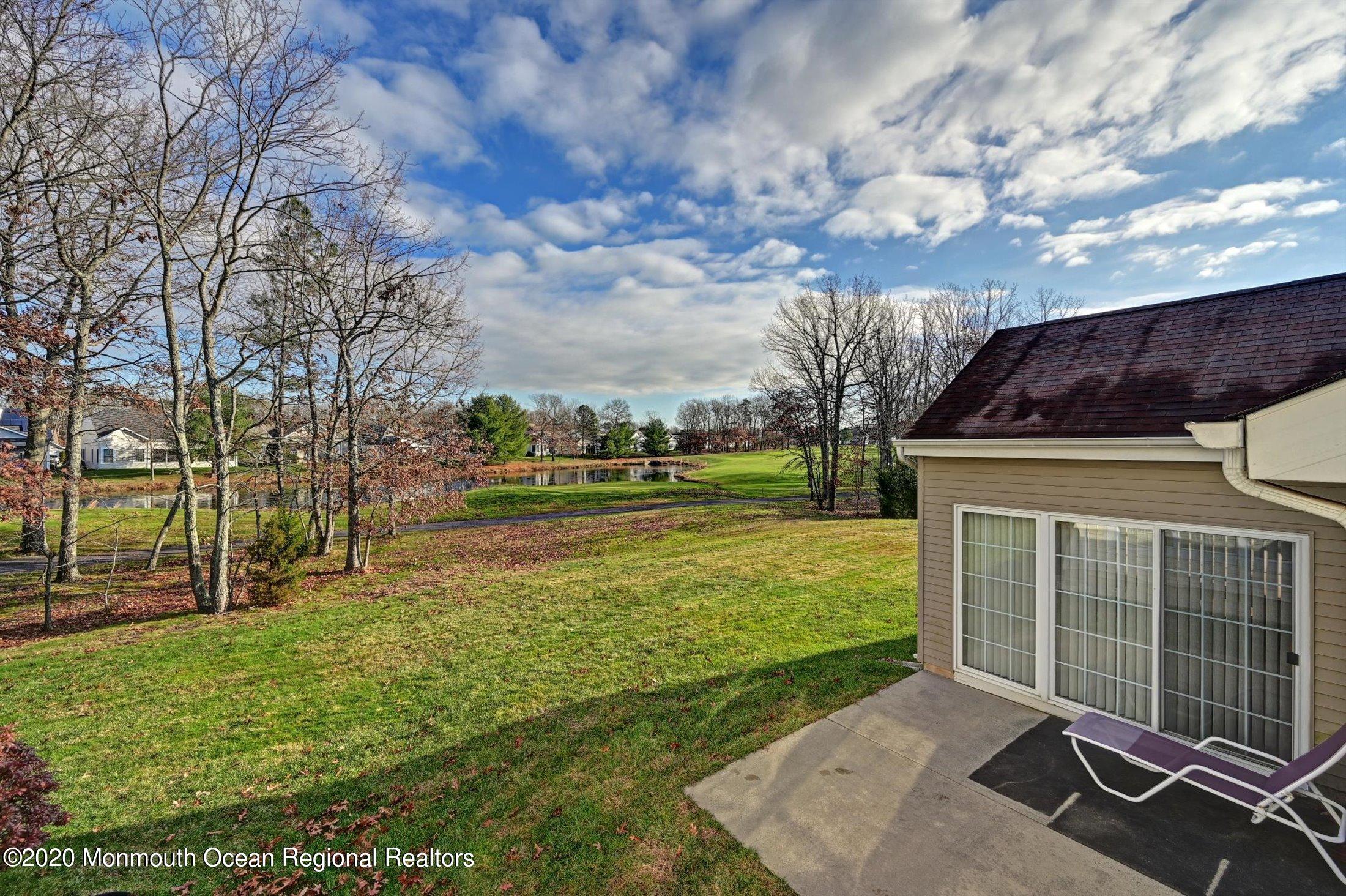 9 Pine Valley Road Jackson, NJ 08527 - Photo 25 of 45 25-Patio