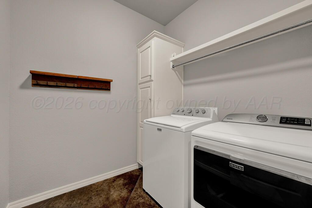 9917 Addelyn Avenue Amarillo, TX 79119 - Photo 22 of 27 laundry room