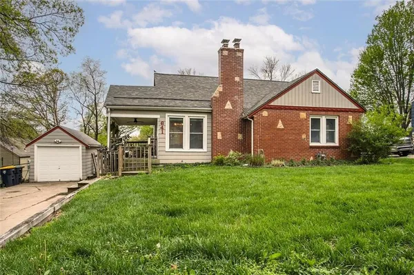 $250,000 | 641 Northeast 42nd Street, Kansas City, MO 64116