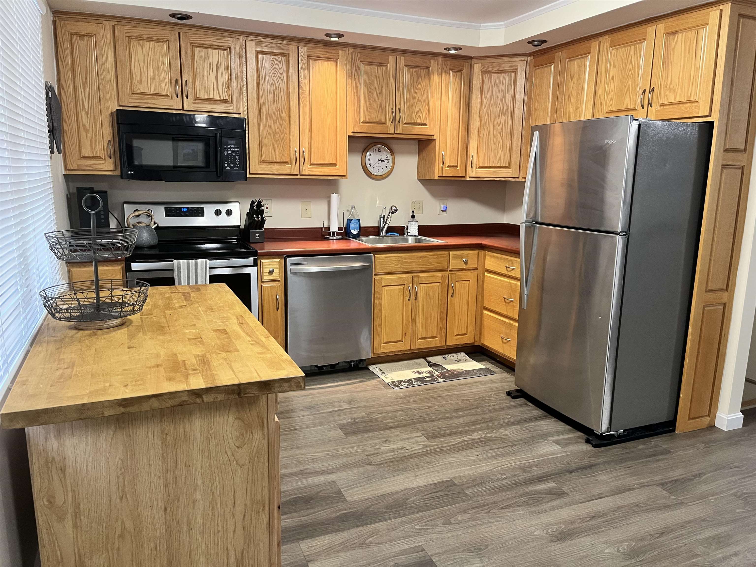 8 Charter Hill Drive Rutland, VT 05701 - Photo 10 of 46