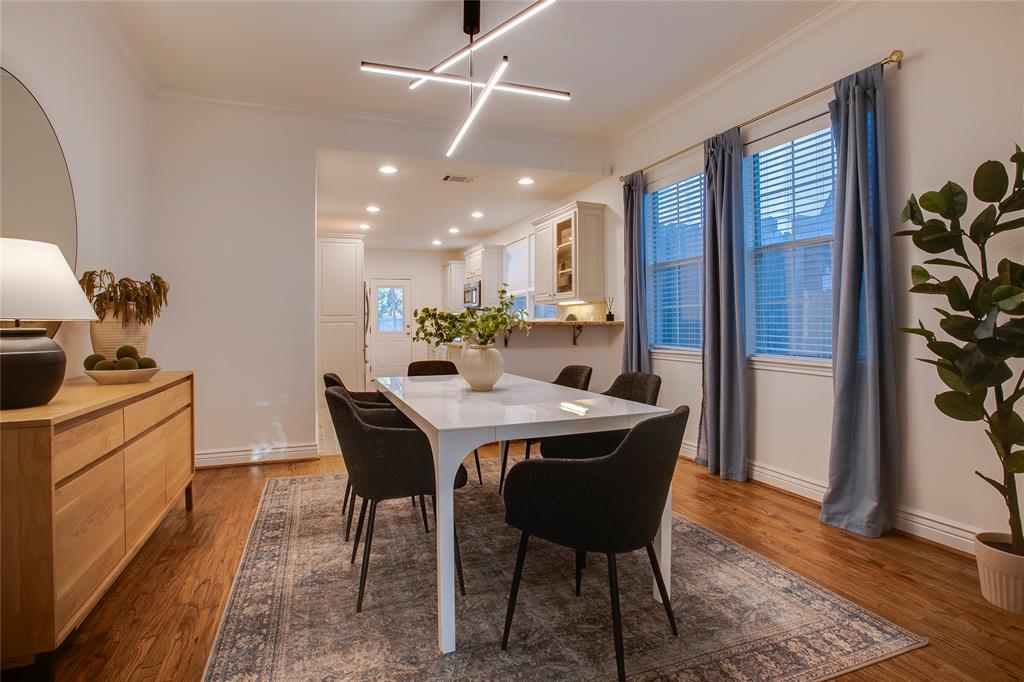 830 North Clinton Avenue Dallas, TX 75208 - Photo 11 of 35