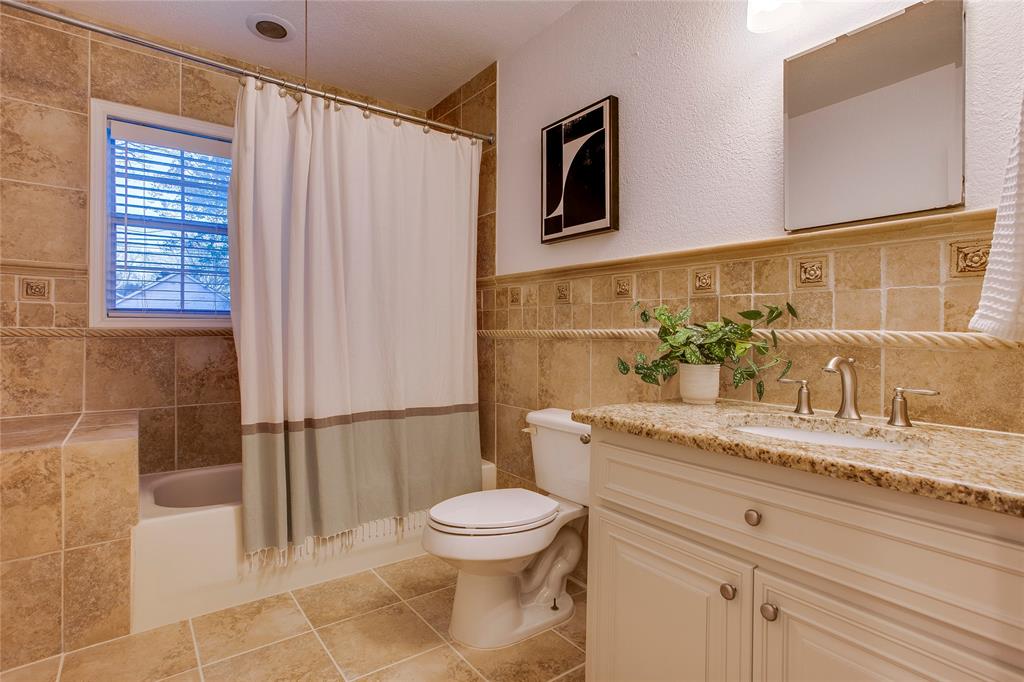 830 North Clinton Avenue Dallas, TX 75208 - Photo 29 of 35