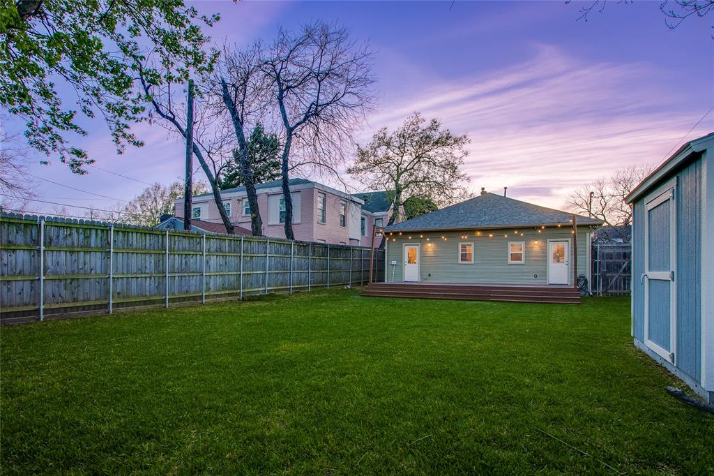 830 North Clinton Avenue Dallas, TX 75208 - Photo 35 of 35