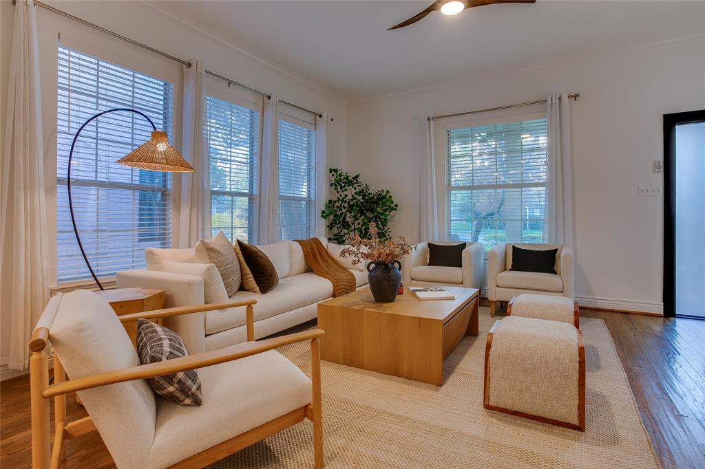 830 North Clinton Avenue Dallas, TX 75208 - Photo 7 of 35