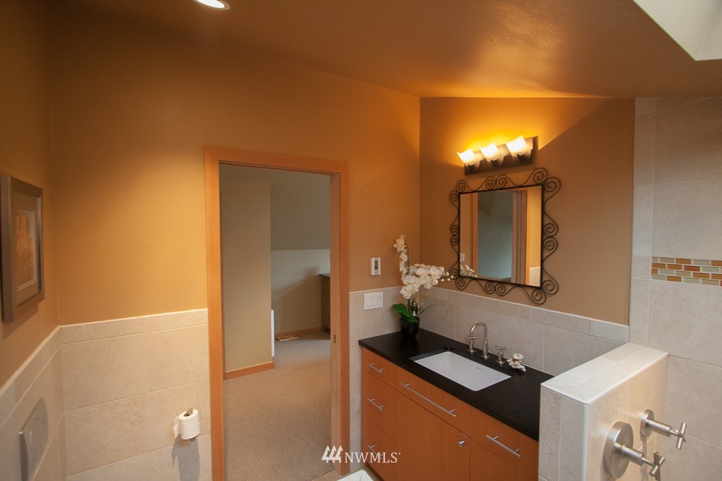 342 North 79th Street Seattle, WA 98103 - Photo 12 of 24 Gallery Image 12