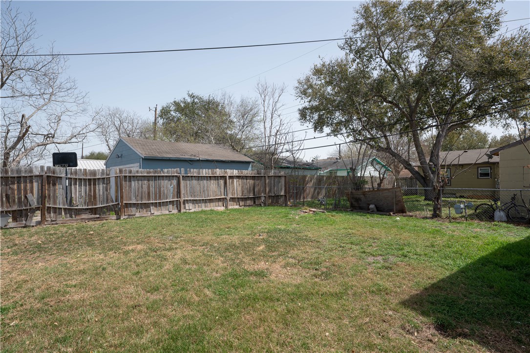 909 Rosedale Drive Corpus Christi, TX 78411 - Photo 13 of 13