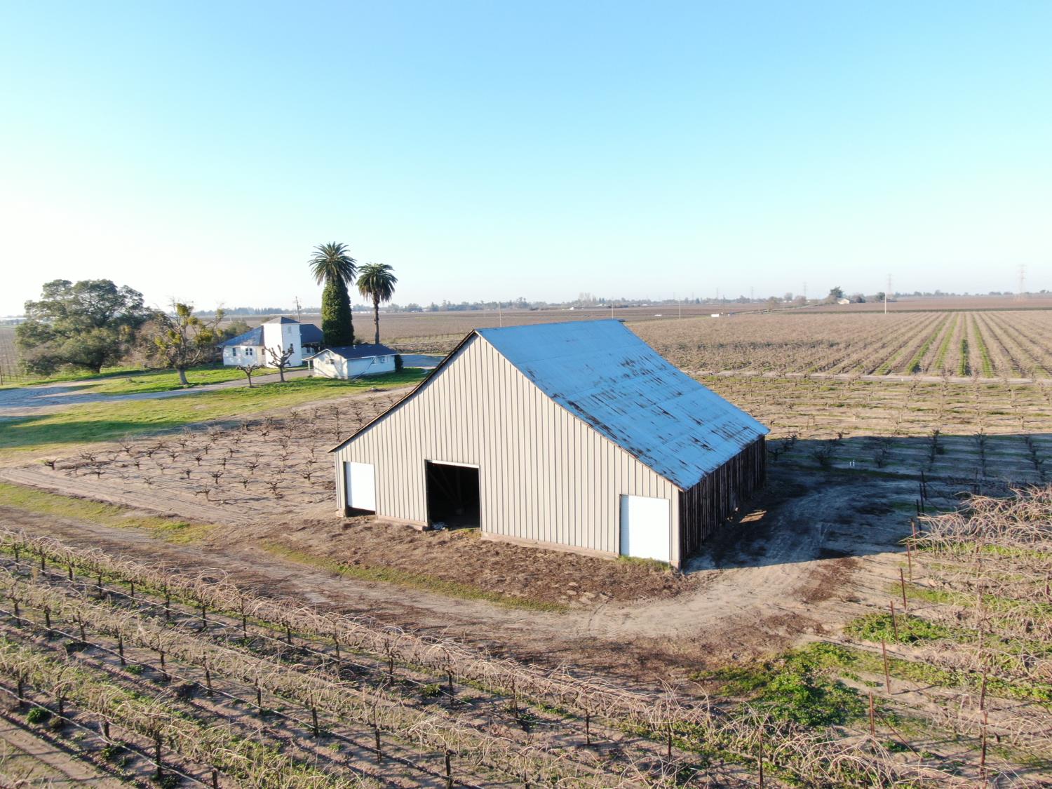 14248 East Peltier Road Acampo, CA 95220 - Photo 32 of 44