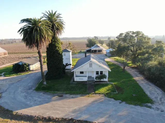 $3,400,000 | 14248 East Peltier Road, Acampo, CA 95220