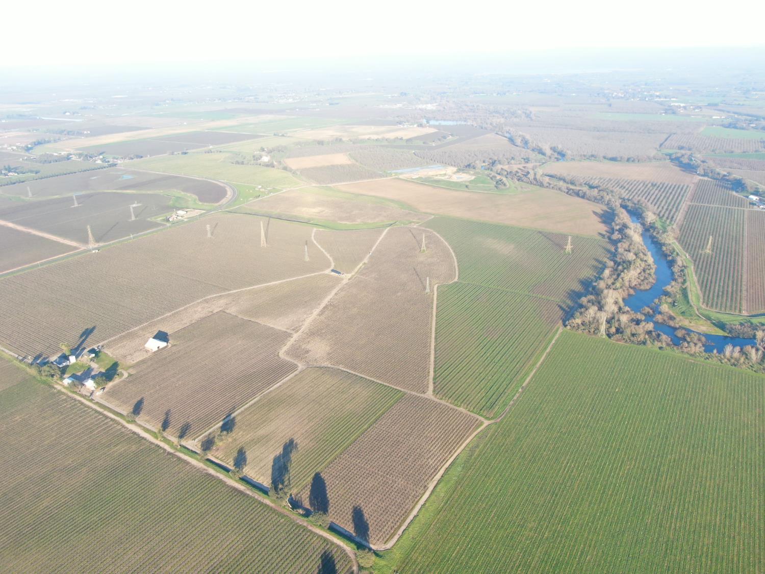 14248 East Peltier Road Acampo, CA 95220 - Photo 6 of 44