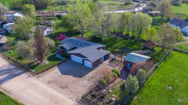$475,000 | 4511 South Cottage Grove Lane, Nampa, ID 83686