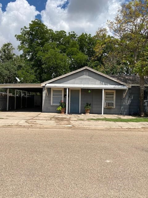 front view of house with a yard