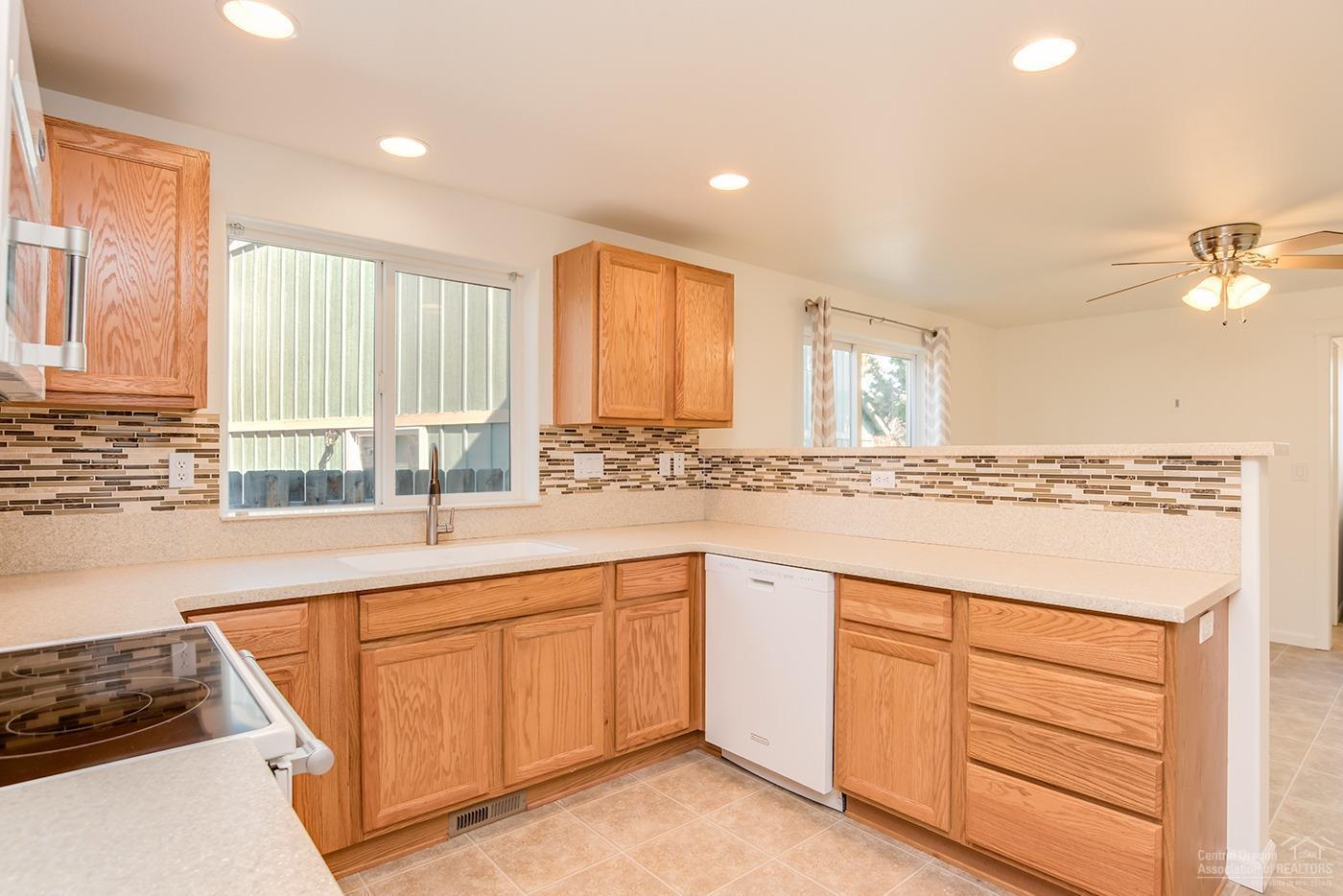 Updated Kitchen w/solid surface countero