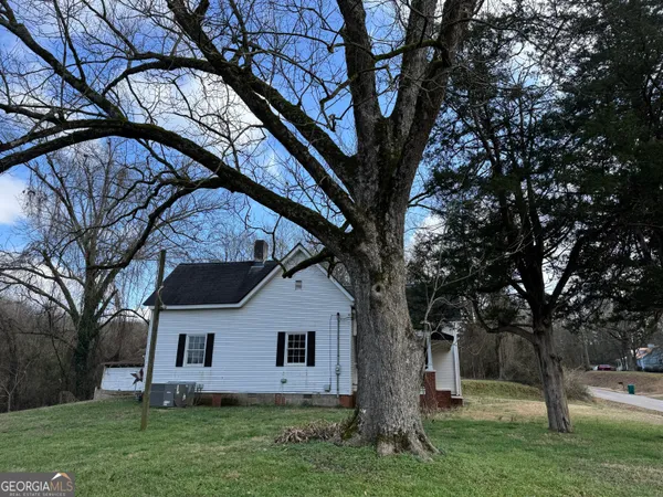 $300,000 | 734 Bowersville Road, Carnesville, GA 30521